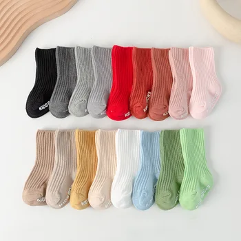 Носки Для младенцев, нескользящие однотонные Белые Черные Детские носки для девочек, хлопковые Носки для новорожденных мальчиков, аксессуары для детской одежды